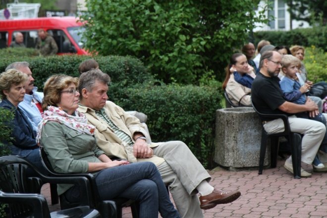 Recital:„Niespełnione obietnice” 28.07.2011 - zdjęcie #5 - eOstroleka.pl