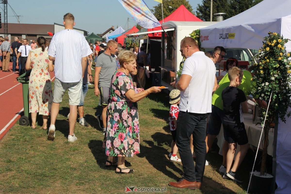 Dożynki parafialne w Piskach - koncert Mig [08.09.2024] - zdjęcie #205 - eOstroleka.pl