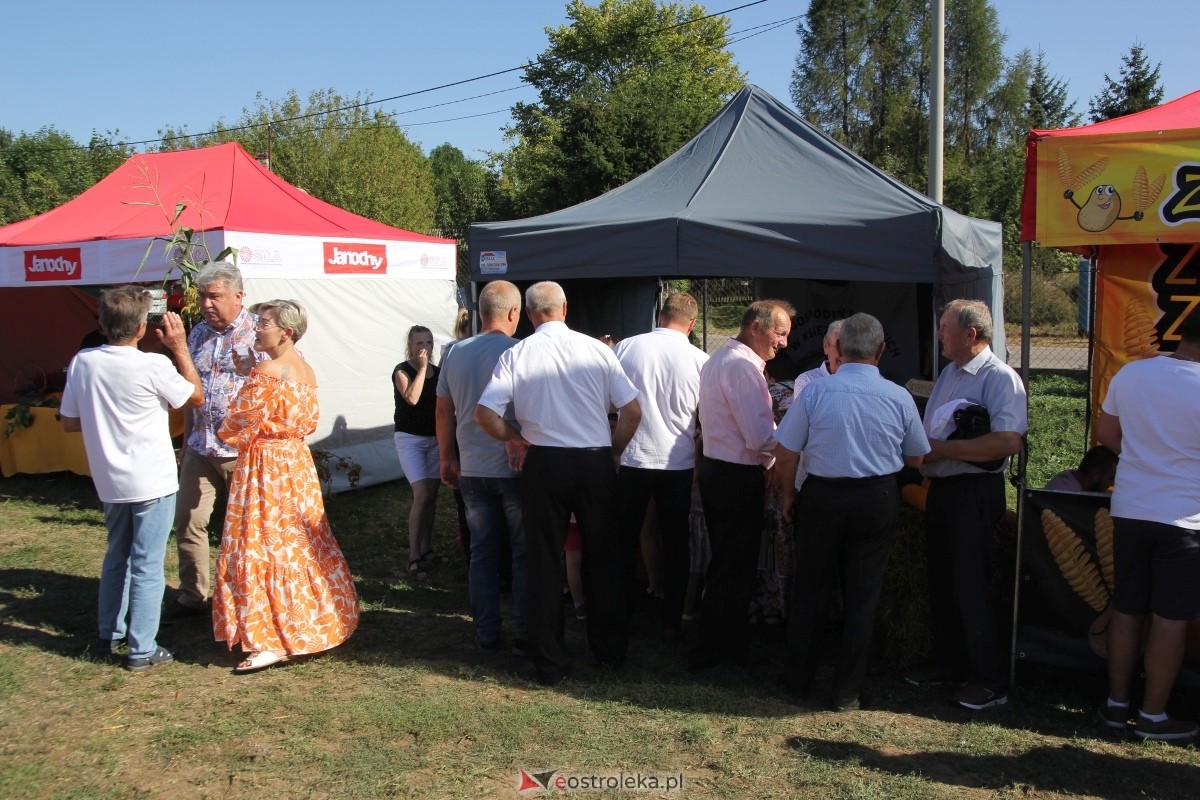 Dożynki parafialne w Piskach - koncert Mig [08.09.2024] - zdjęcie #203 - eOstroleka.pl