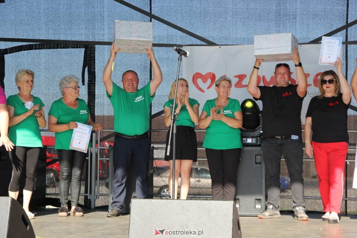 Dożynki parafialne w Piskach - koncert Mig [08.09.2024] - zdjęcie #155 - eOstroleka.pl