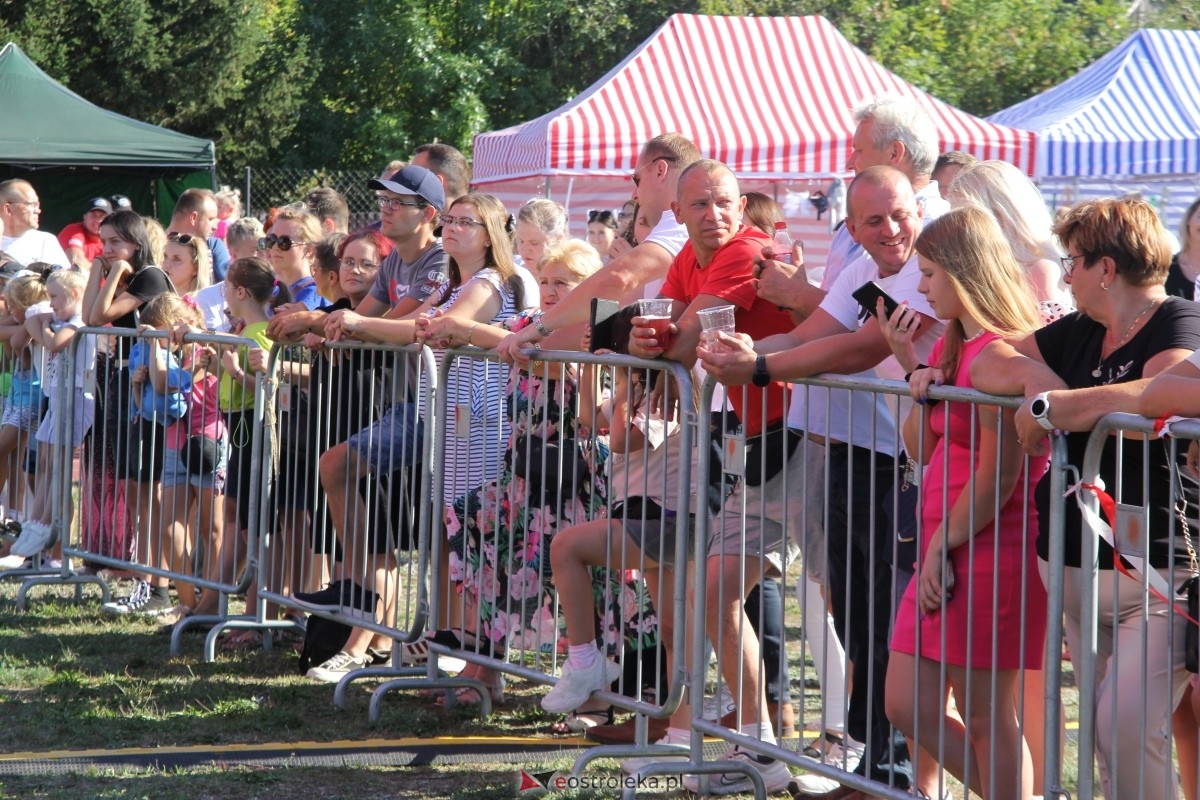 Dożynki parafialne w Piskach - koncert Mig [08.09.2024] - zdjęcie #148 - eOstroleka.pl