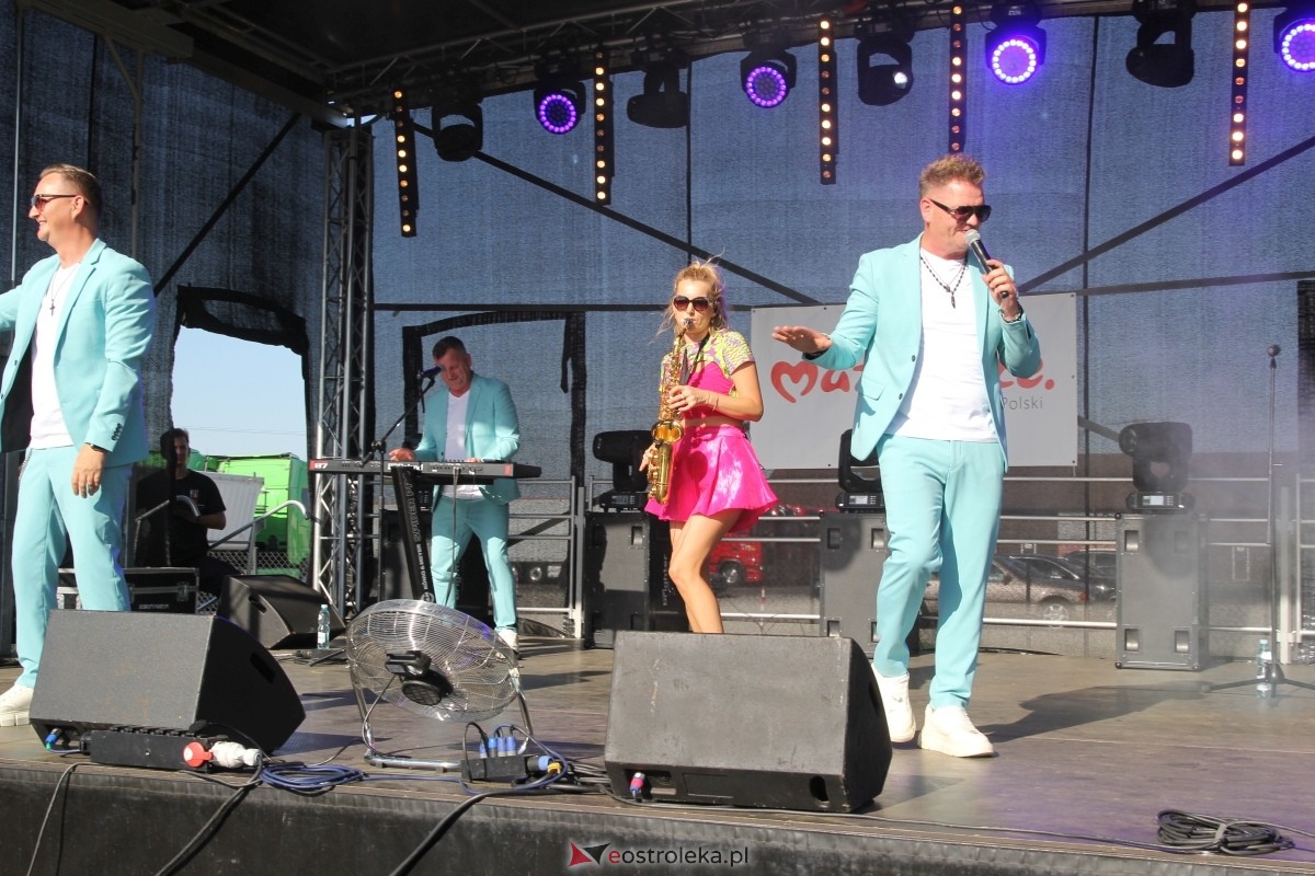 Dożynki parafialne w Piskach - koncert Mig [08.09.2024] - zdjęcie #120 - eOstroleka.pl
