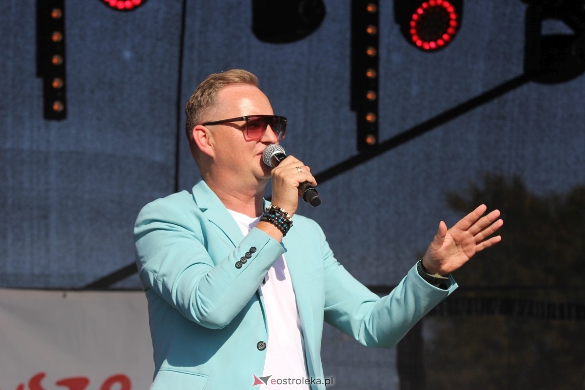 Dożynki parafialne w Piskach - koncert Mig [08.09.2024] - zdjęcie #107 - eOstroleka.pl