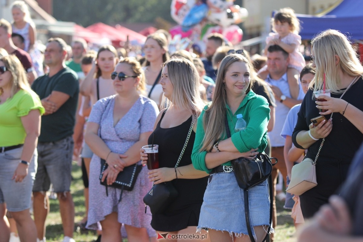 Dożynki parafialne w Piskach - koncert Mig [08.09.2024] - zdjęcie #55 - eOstroleka.pl