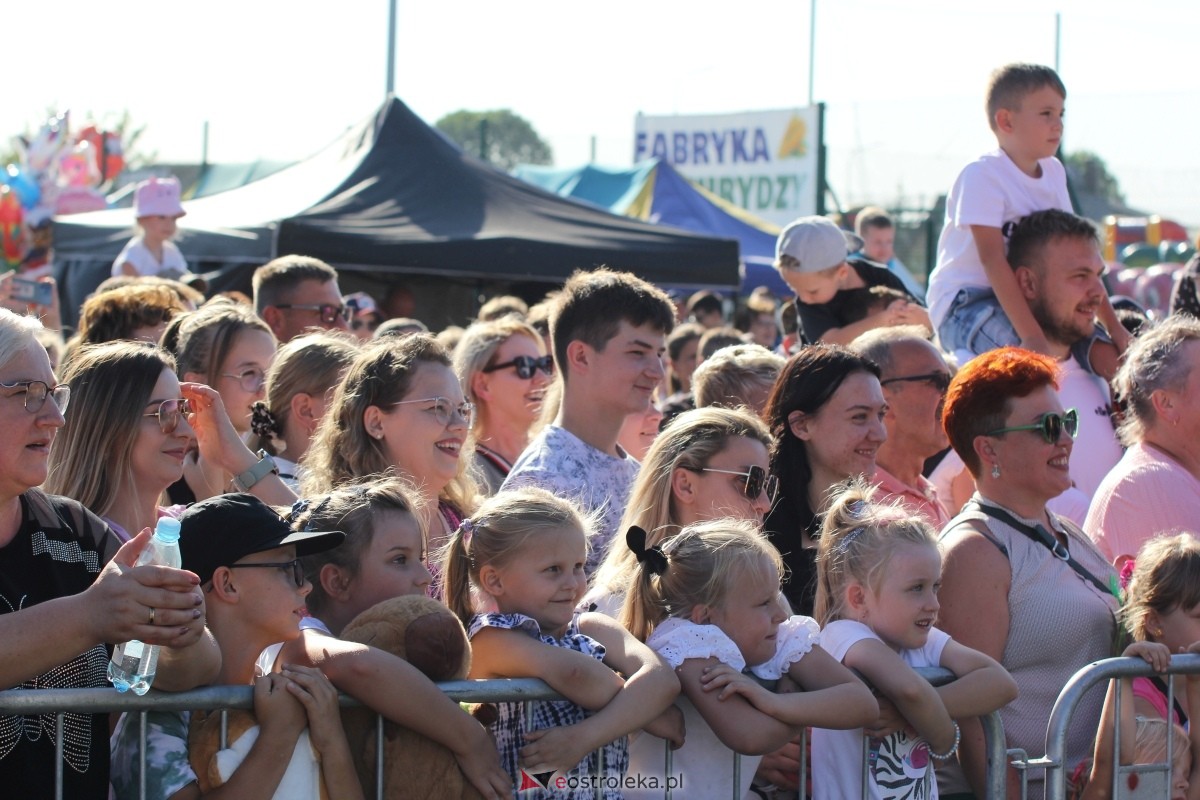 Dożynki parafialne w Piskach - koncert Mig [08.09.2024] - zdjęcie #36 - eOstroleka.pl