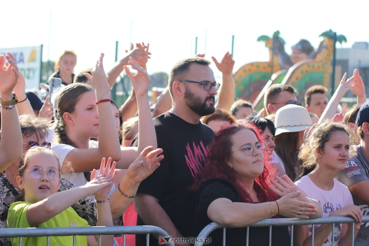 Dożynki parafialne w Piskach - koncert Mig [08.09.2024] - zdjęcie #14 - eOstroleka.pl