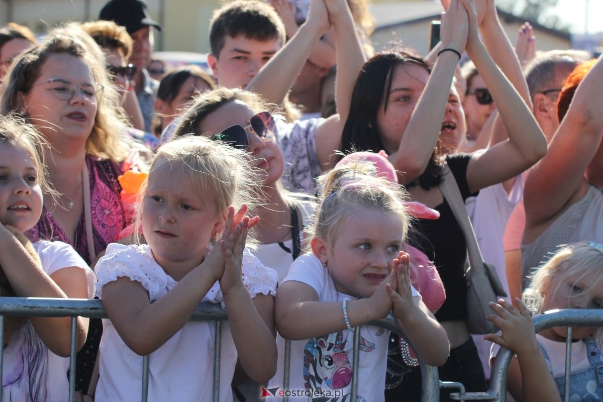 Dożynki parafialne w Piskach - koncert Mig [08.09.2024] - zdjęcie #9 - eOstroleka.pl