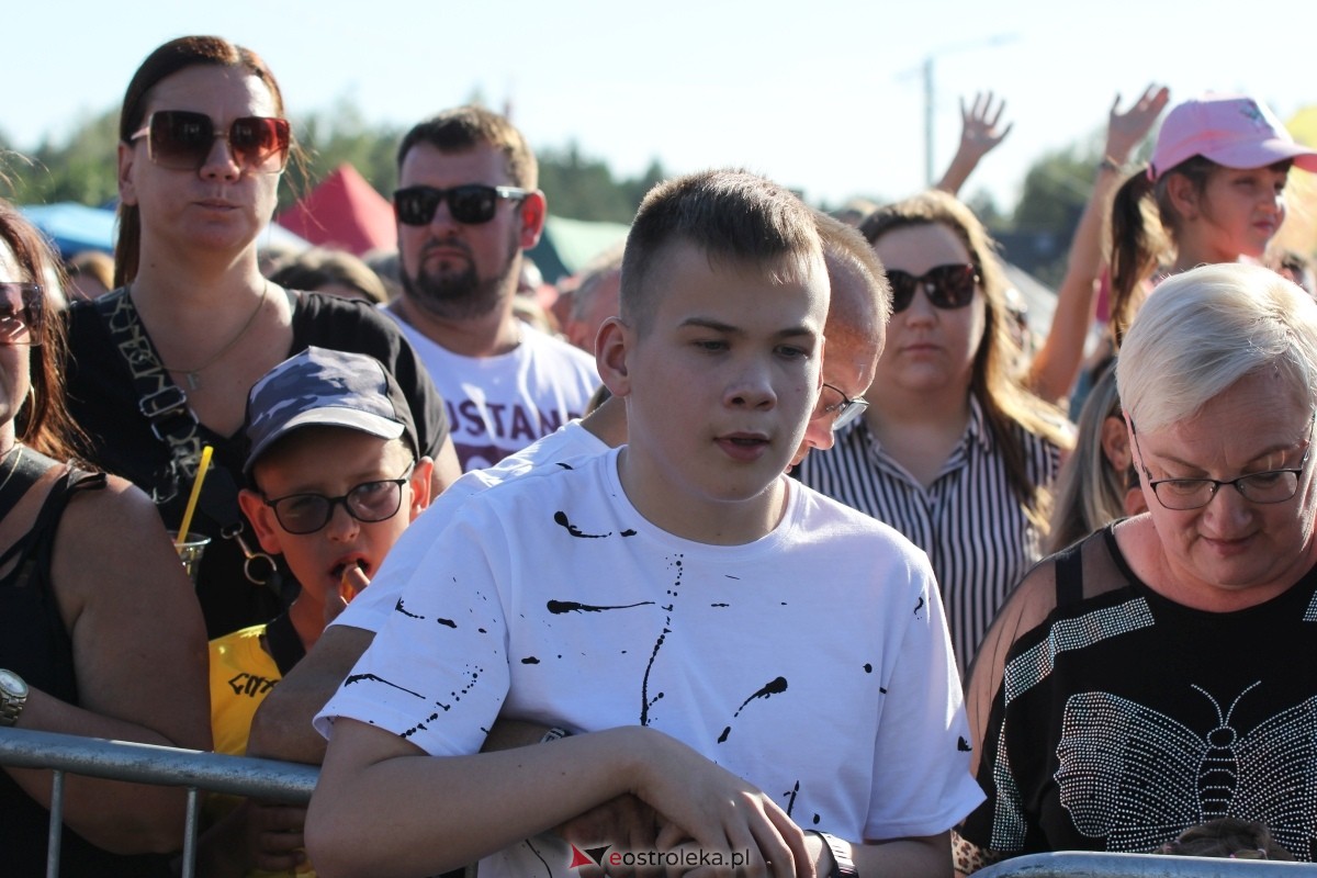 Dożynki parafialne w Piskach - koncert Mig [08.09.2024] - zdjęcie #7 - eOstroleka.pl