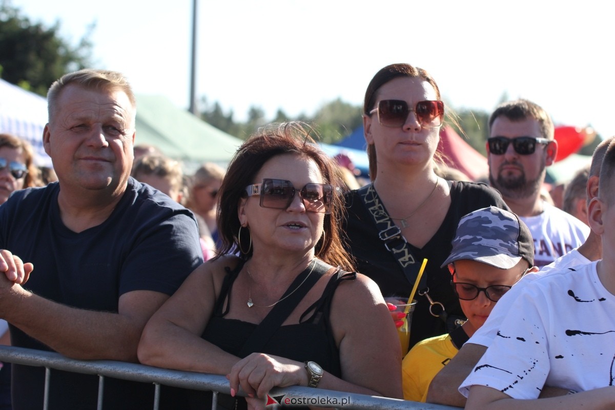 Dożynki parafialne w Piskach - koncert Mig [08.09.2024] - zdjęcie #6 - eOstroleka.pl