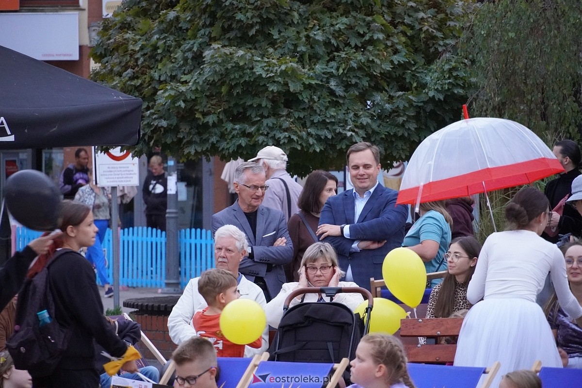 Teatr Delikates „Jak Czesiek i Wiesiek oddali księżyc” InQbator Ostrołęka 2024 [13.09.2024] - zdjęcie #51 - eOstroleka.pl