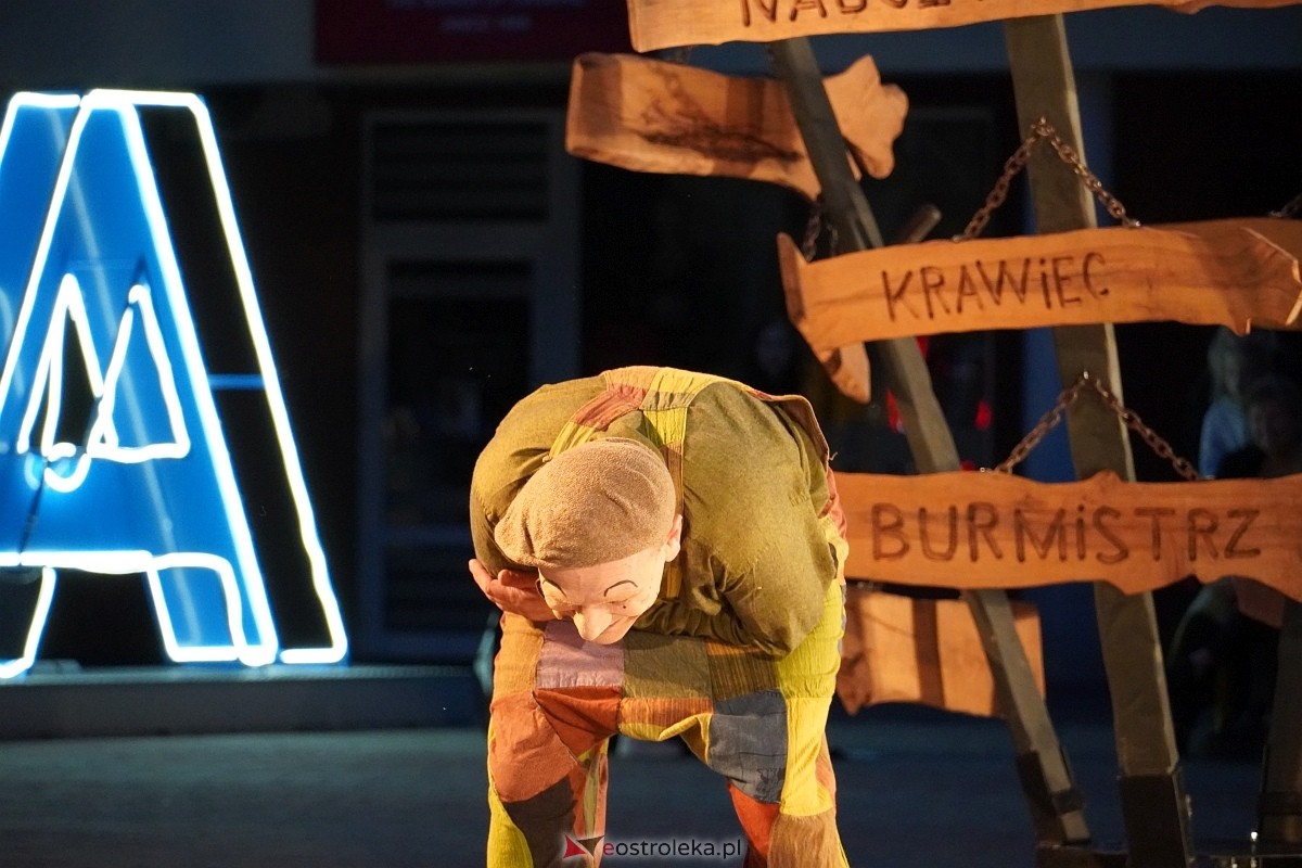 Teatr Delikates „Jak Czesiek i Wiesiek oddali księżyc” InQbator Ostrołęka 2024 [13.09.2024] - zdjęcie #11 - eOstroleka.pl