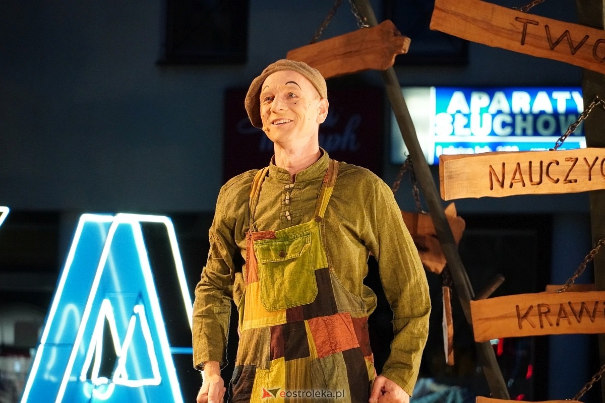 Teatr Delikates „Jak Czesiek i Wiesiek oddali księżyc” InQbator Ostrołęka 2024 [13.09.2024] - zdjęcie #10 - eOstroleka.pl