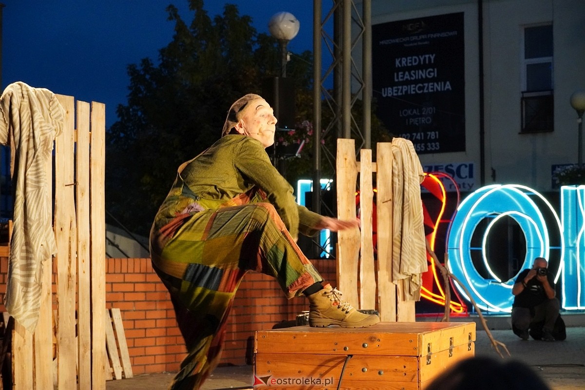 Teatr Delikates „Jak Czesiek i Wiesiek oddali księżyc” InQbator Ostrołęka 2024 [13.09.2024] - zdjęcie #7 - eOstroleka.pl