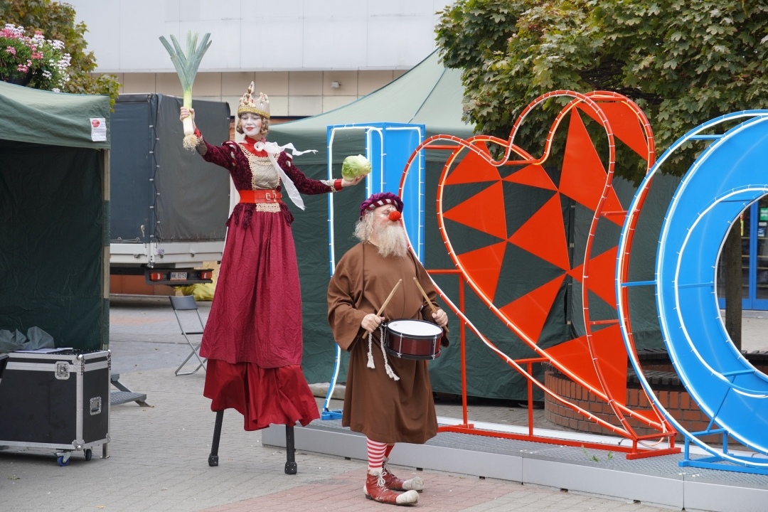 Festiwal Teatralny InQbator - pantomimiczna clownada  [14.09.2024] - zdjęcie #17 - eOstroleka.pl