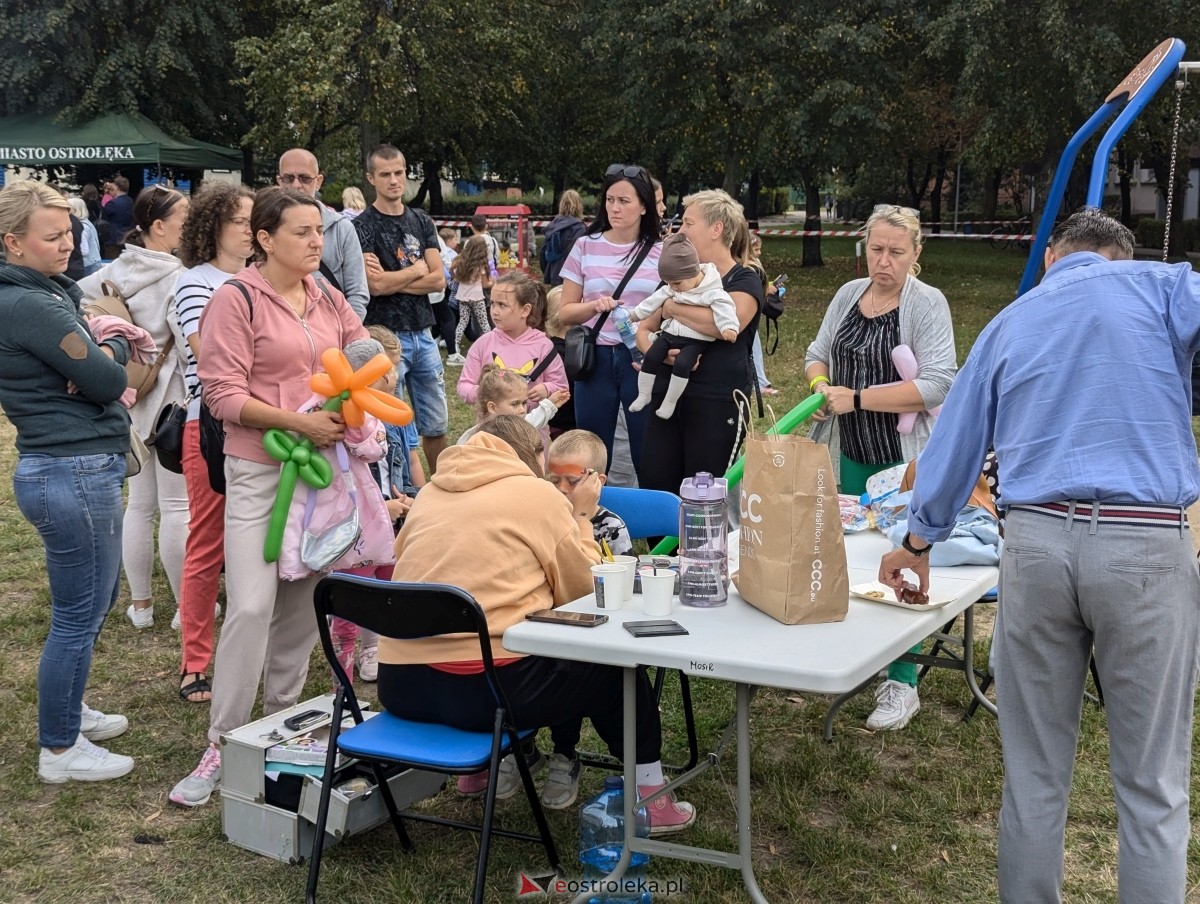 Osiedlowe ognisko dla małych i dużych [14.09.2024] - zdjęcie #70 - eOstroleka.pl