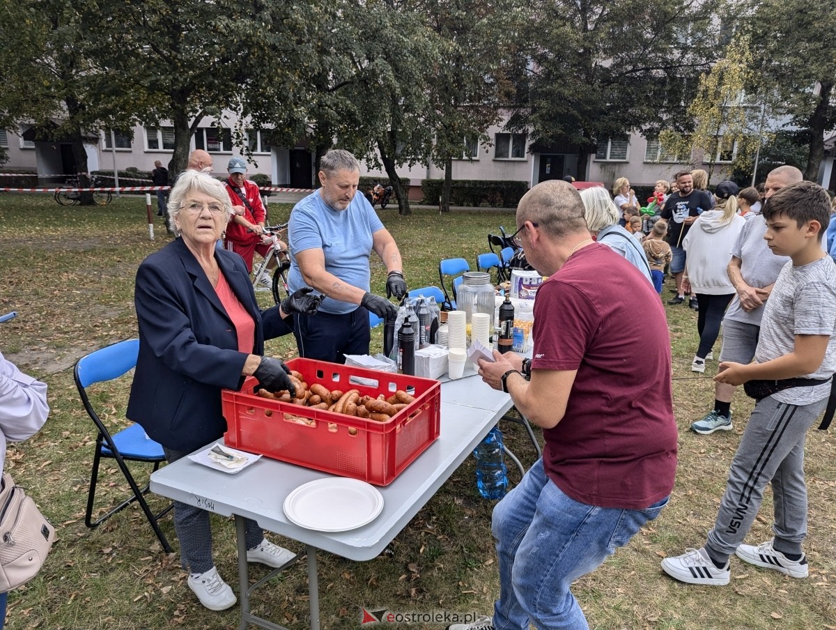 Osiedlowe ognisko dla małych i dużych [14.09.2024] - zdjęcie #51 - eOstroleka.pl