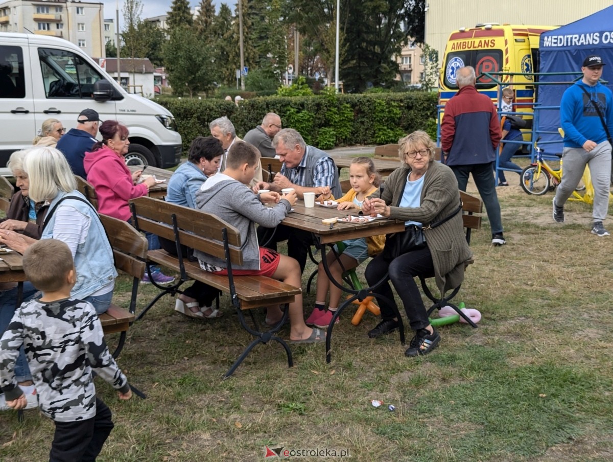 Osiedlowe ognisko dla małych i dużych [14.09.2024] - zdjęcie #36 - eOstroleka.pl