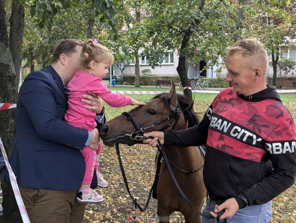 Osiedlowe ognisko dla małych i dużych [14.09.2024] - zdjęcie #13 - eOstroleka.pl