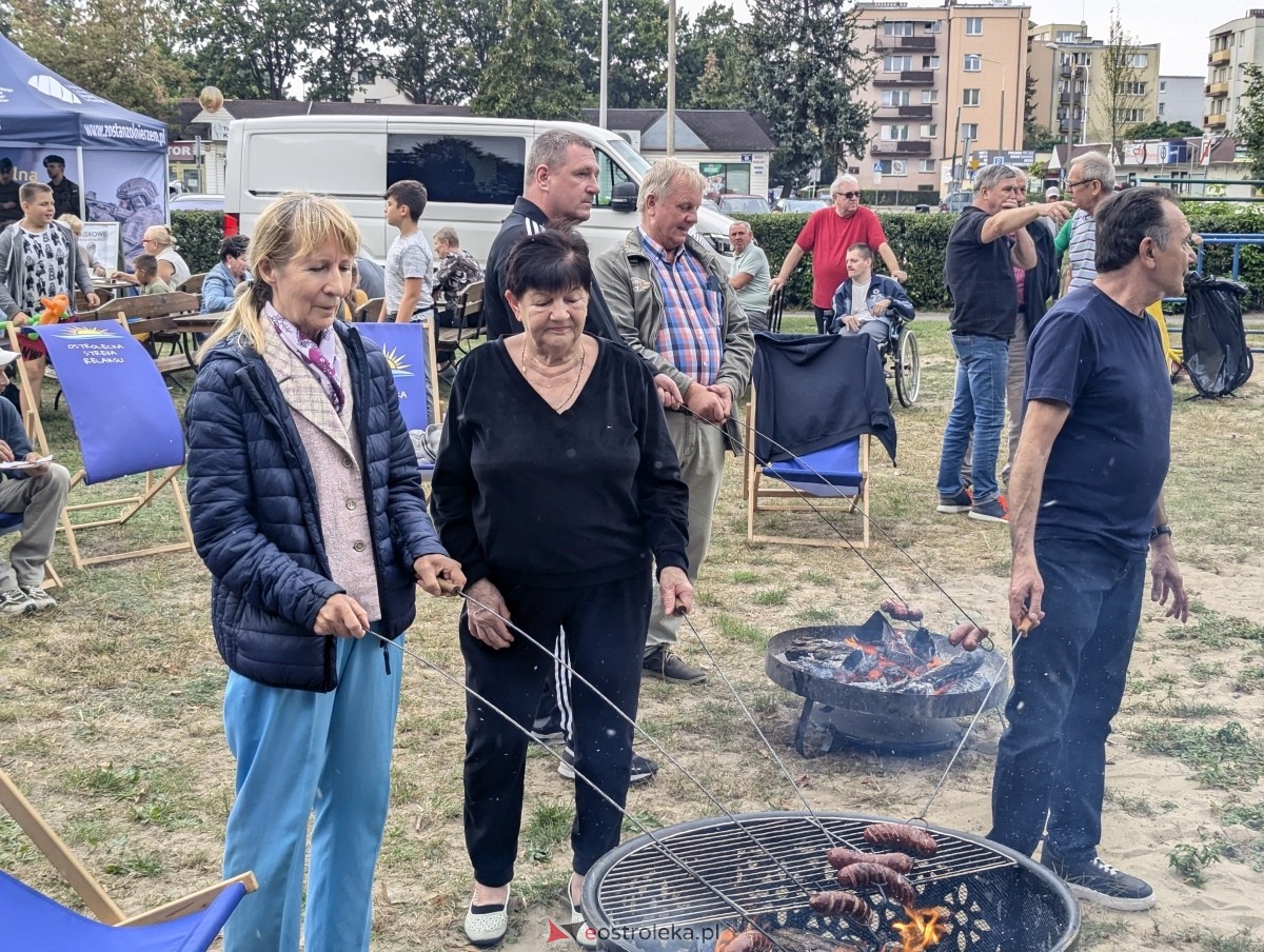 Osiedlowe ognisko dla małych i dużych [14.09.2024] - zdjęcie #8 - eOstroleka.pl