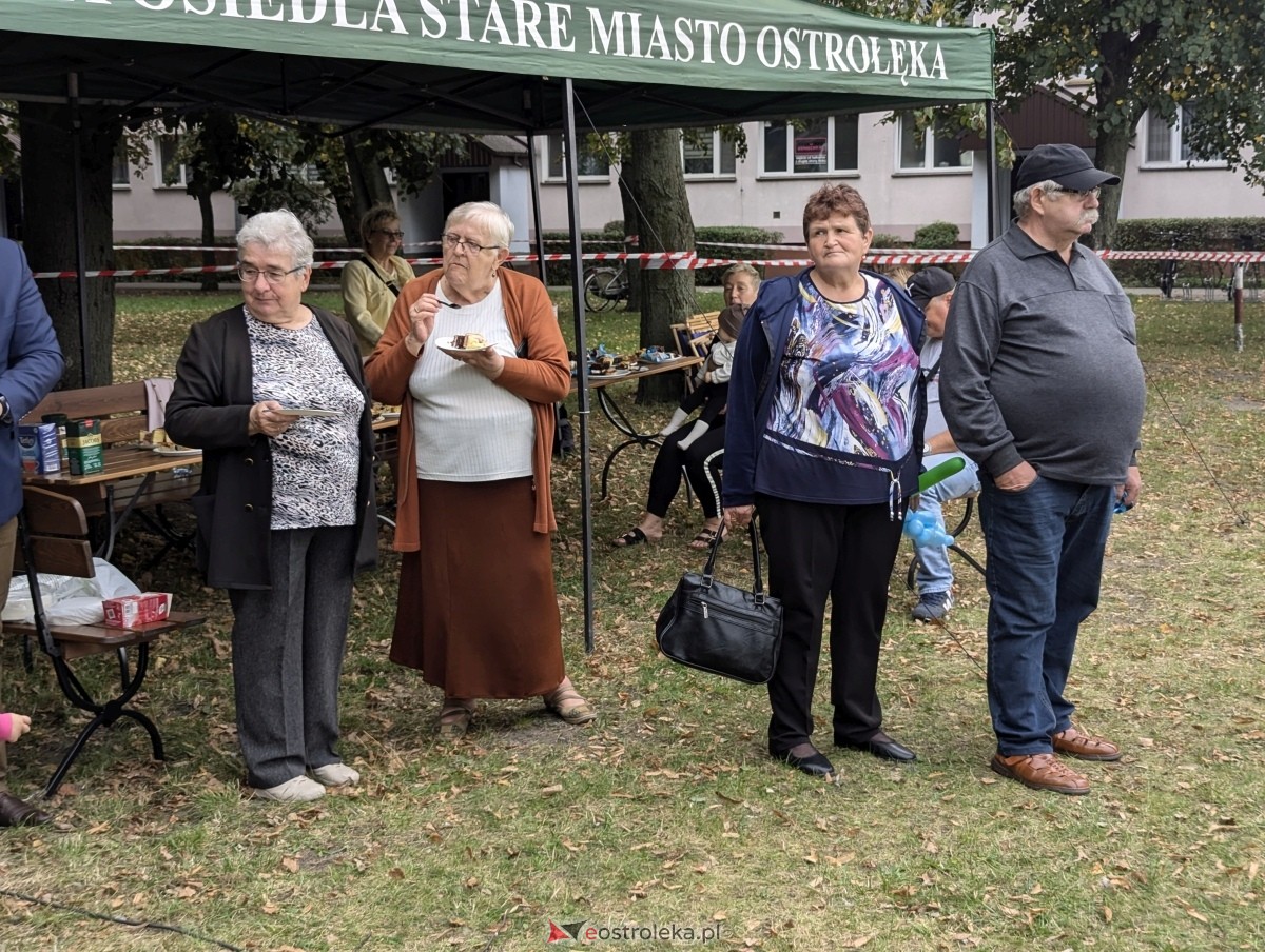 Osiedlowe ognisko dla małych i dużych [14.09.2024] - zdjęcie #2 - eOstroleka.pl