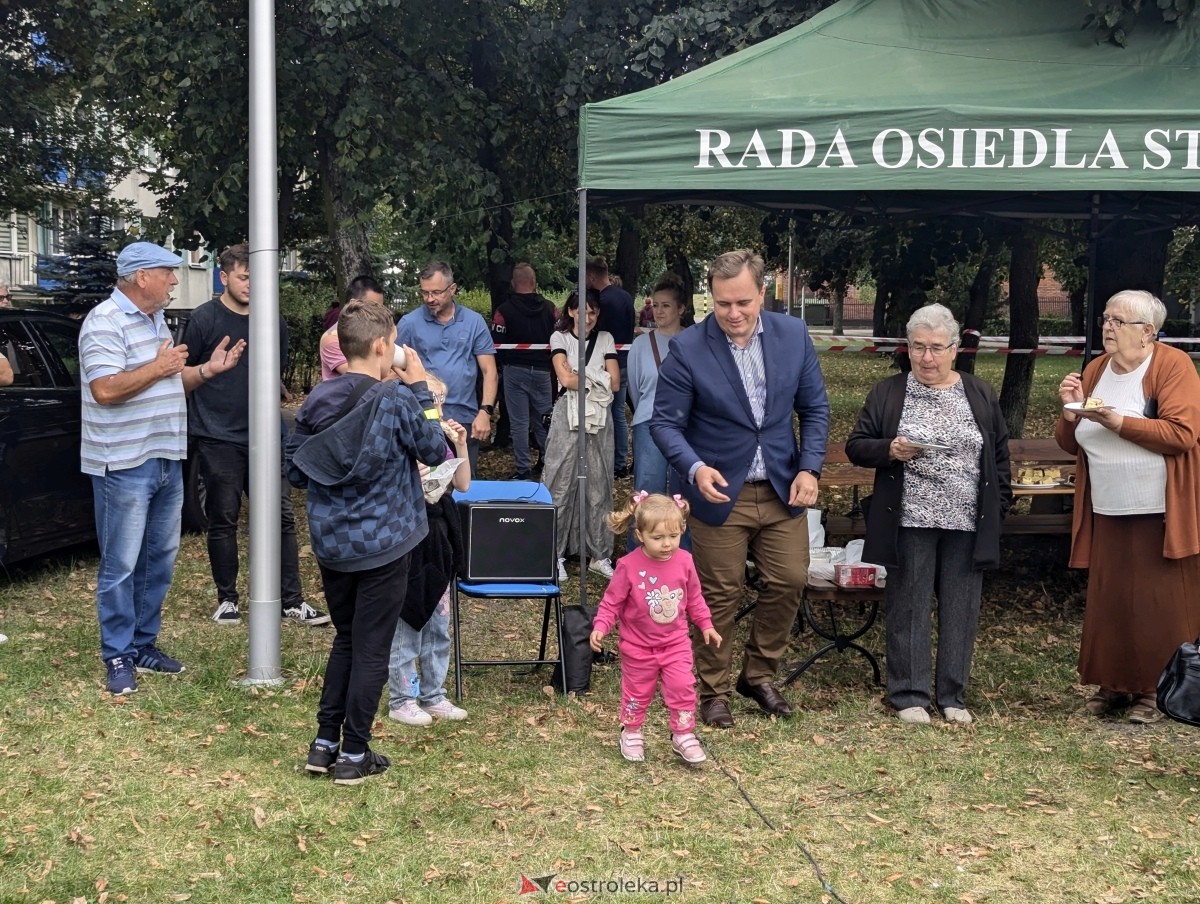 Osiedlowe ognisko dla małych i dużych [14.09.2024] - zdjęcie #1 - eOstroleka.pl