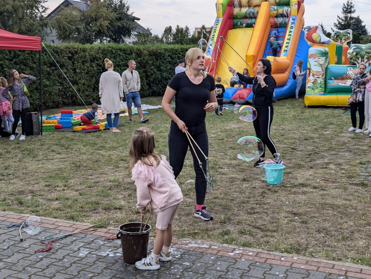 Pożegnanie lata w Nowej Wsi [14.09.2024] - zdjęcie #52 - eOstroleka.pl