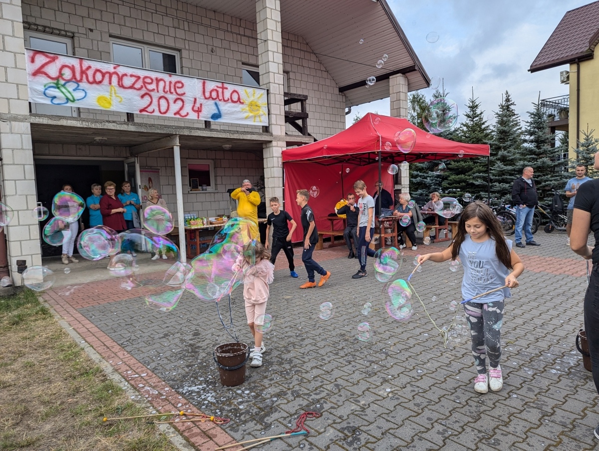 Pożegnanie lata w Nowej Wsi [14.09.2024] - zdjęcie #46 - eOstroleka.pl