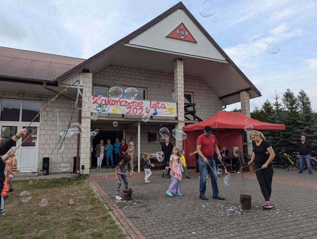 Pożegnanie lata w Nowej Wsi [14.09.2024] - zdjęcie #30 - eOstroleka.pl