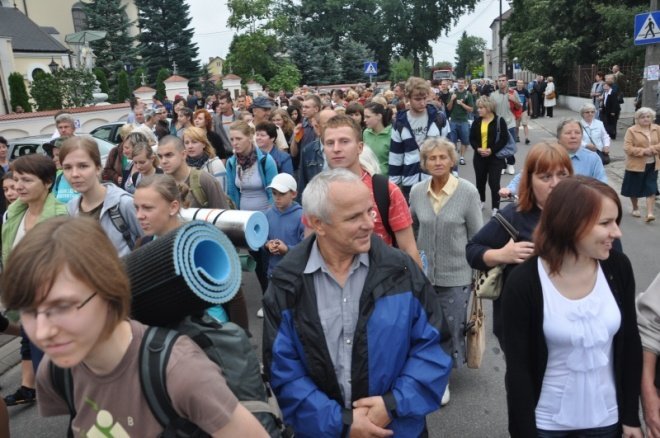 XXVII Piesza Pielgrzymka na Jasną Górę (1 VIII 2011) - zdjęcie #50 - eOstroleka.pl
