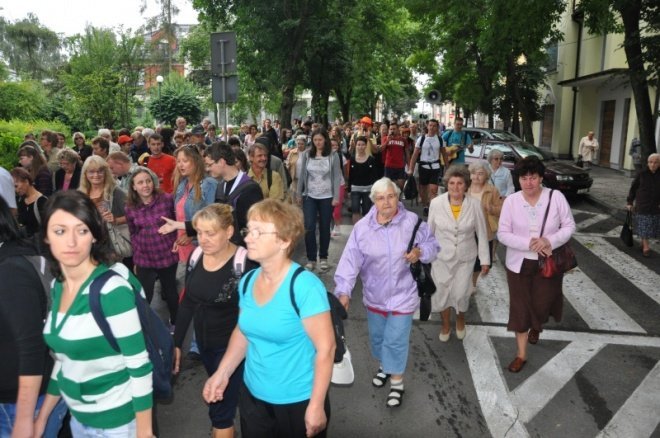 XXVII Piesza Pielgrzymka na Jasną Górę (1 VIII 2011) - zdjęcie #42 - eOstroleka.pl