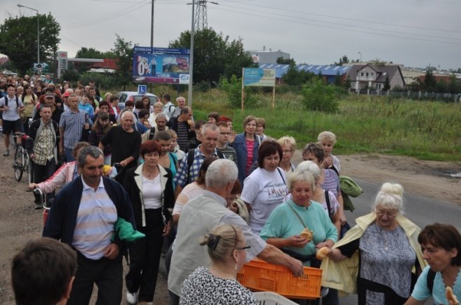 XXVII Piesza Pielgrzymka na Jasną Górę (1 VIII 2011) - zdjęcie #31 - eOstroleka.pl