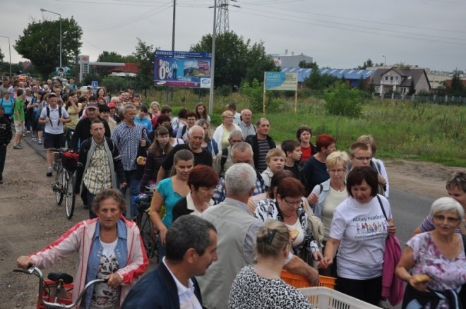 XXVII Piesza Pielgrzymka na Jasną Górę (1 VIII 2011) - zdjęcie #30 - eOstroleka.pl