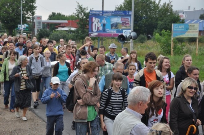 XXVII Piesza Pielgrzymka na Jasną Górę (1 VIII 2011) - zdjęcie #20 - eOstroleka.pl