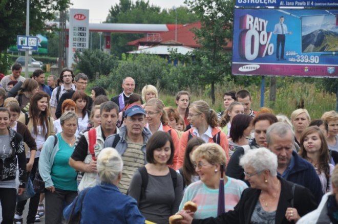 XXVII Piesza Pielgrzymka na Jasną Górę (1 VIII 2011) - zdjęcie #17 - eOstroleka.pl