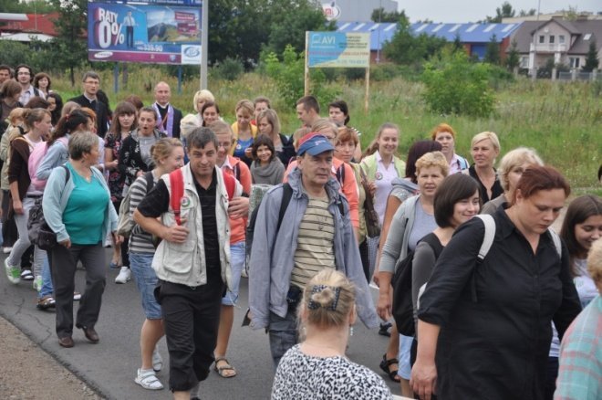 XXVII Piesza Pielgrzymka na Jasną Górę (1 VIII 2011) - zdjęcie #13 - eOstroleka.pl