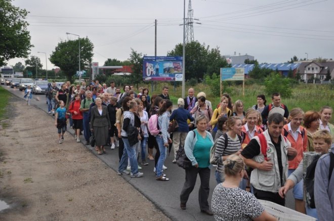 XXVII Piesza Pielgrzymka na Jasną Górę (1 VIII 2011) - zdjęcie #11 - eOstroleka.pl