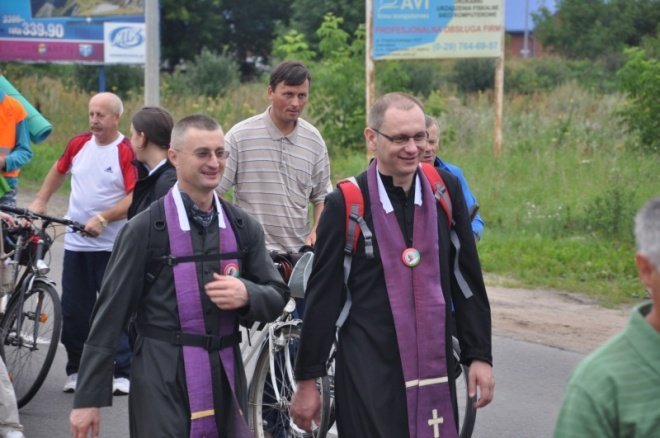 XXVII Piesza Pielgrzymka na Jasną Górę (1 VIII 2011) - zdjęcie #5 - eOstroleka.pl