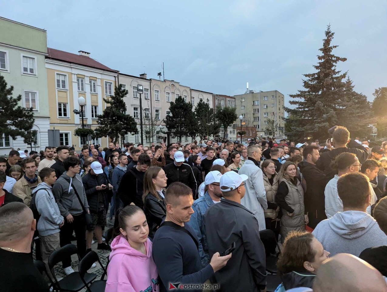 Sławomir Mentzen i Ewa Zajączkowska-Hernik w Ostrołęce [14.09.2024] - zdjęcie #73 - eOstroleka.pl