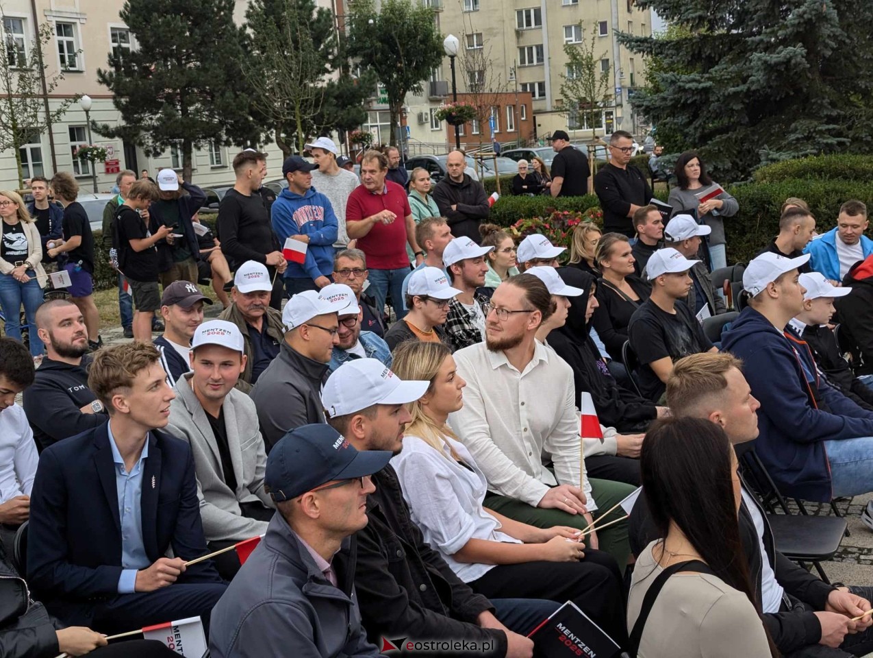 Sławomir Mentzen i Ewa Zajączkowska-Hernik w Ostrołęce [14.09.2024] - zdjęcie #69 - eOstroleka.pl