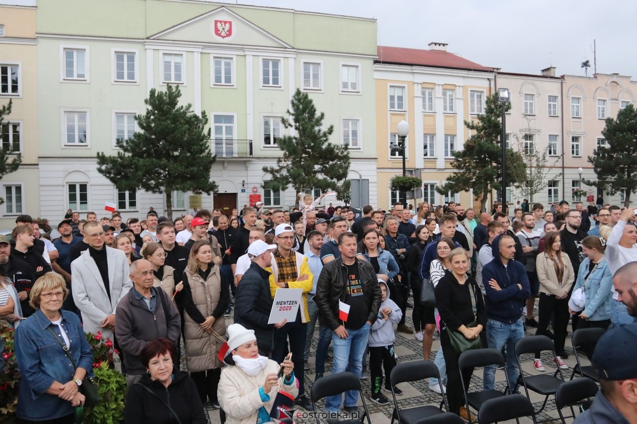 Sławomir Mentzen i Ewa Zajączkowska-Hernik w Ostrołęce [14.09.2024] - zdjęcie #64 - eOstroleka.pl