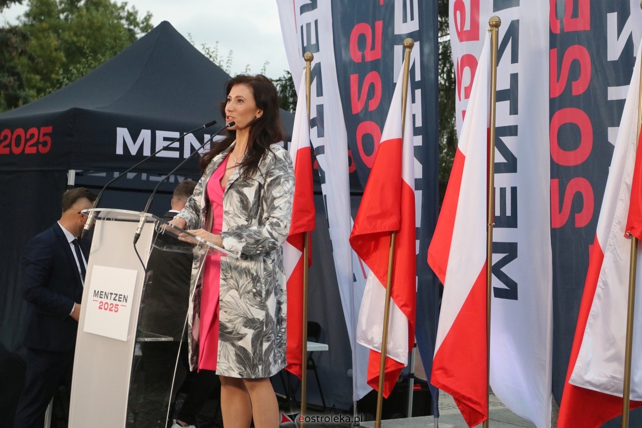 Sławomir Mentzen i Ewa Zajączkowska-Hernik w Ostrołęce [14.09.2024] - zdjęcie #63 - eOstroleka.pl