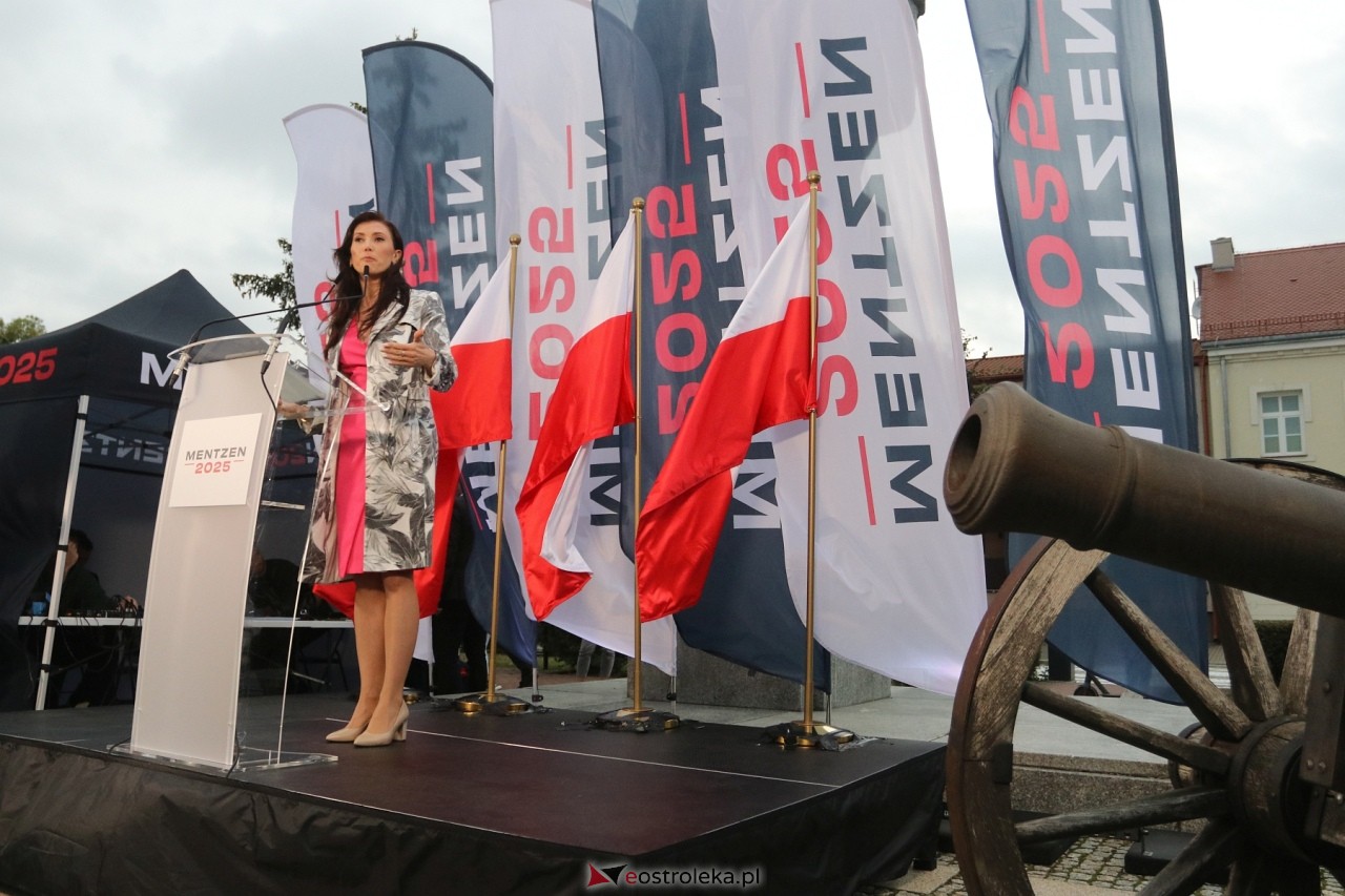 Sławomir Mentzen i Ewa Zajączkowska-Hernik w Ostrołęce [14.09.2024] - zdjęcie #55 - eOstroleka.pl