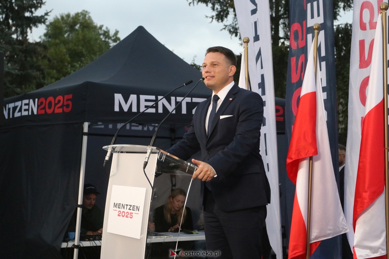 Sławomir Mentzen i Ewa Zajączkowska-Hernik w Ostrołęce [14.09.2024] - zdjęcie #51 - eOstroleka.pl