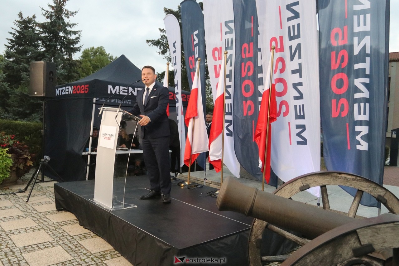 Sławomir Mentzen i Ewa Zajączkowska-Hernik w Ostrołęce [14.09.2024] - zdjęcie #50 - eOstroleka.pl