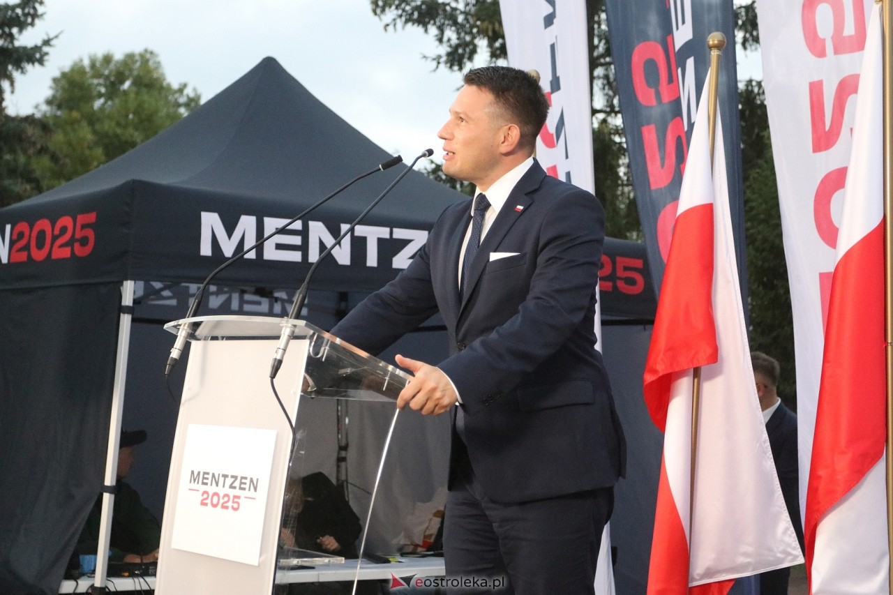 Sławomir Mentzen i Ewa Zajączkowska-Hernik w Ostrołęce [14.09.2024] - zdjęcie #47 - eOstroleka.pl