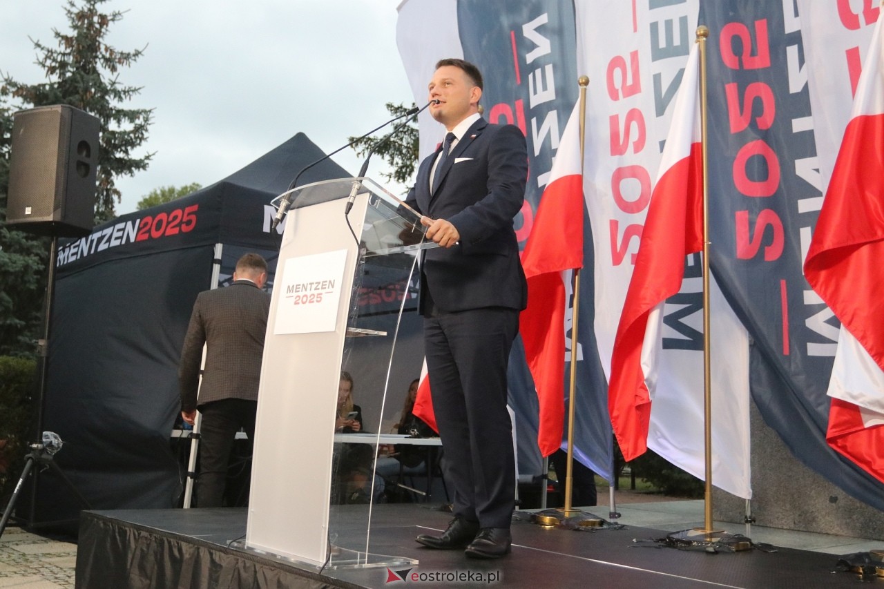 Sławomir Mentzen i Ewa Zajączkowska-Hernik w Ostrołęce [14.09.2024] - zdjęcie #44 - eOstroleka.pl