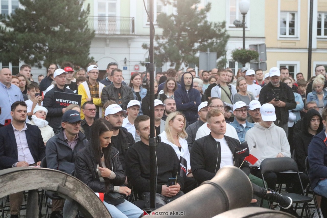 Sławomir Mentzen i Ewa Zajączkowska-Hernik w Ostrołęce [14.09.2024] - zdjęcie #37 - eOstroleka.pl