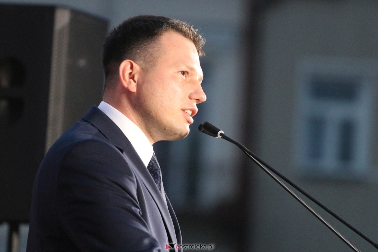 Sławomir Mentzen i Ewa Zajączkowska-Hernik w Ostrołęce [14.09.2024] - zdjęcie #33 - eOstroleka.pl