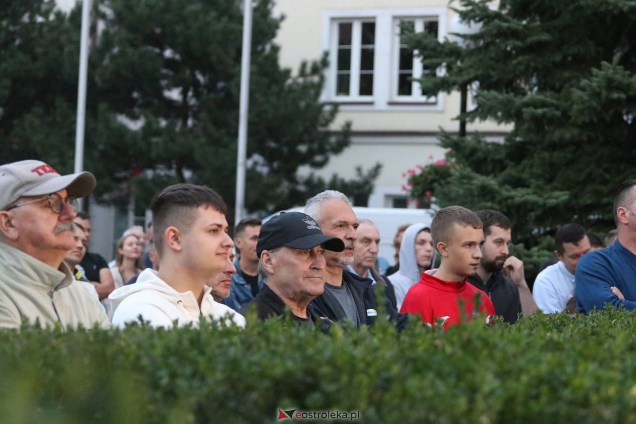 Sławomir Mentzen i Ewa Zajączkowska-Hernik w Ostrołęce [14.09.2024] - zdjęcie #28 - eOstroleka.pl