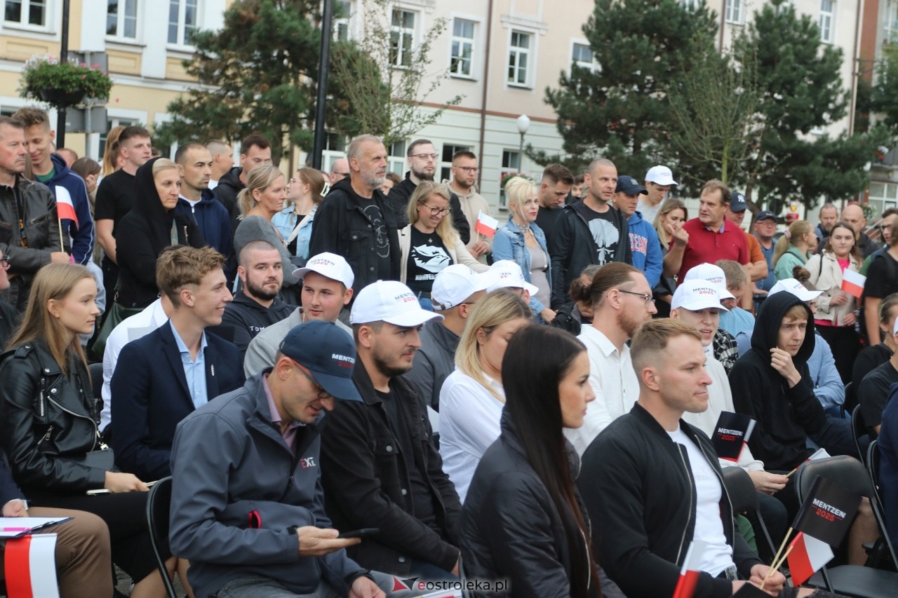 Sławomir Mentzen i Ewa Zajączkowska-Hernik w Ostrołęce [14.09.2024] - zdjęcie #15 - eOstroleka.pl